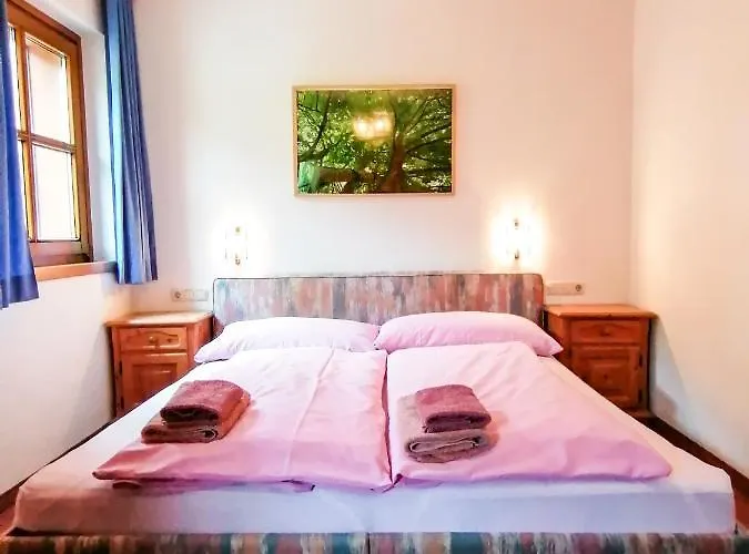 Апартаменти Haus Am Roemerbad