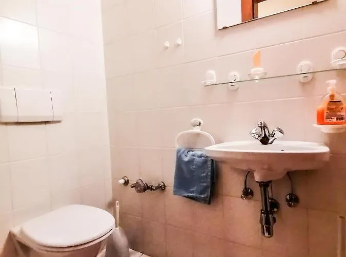 Haus Am Roemerbad Апартаменти *