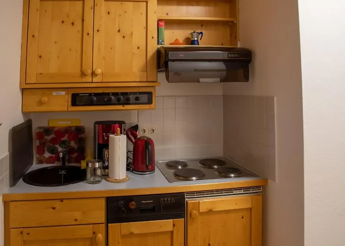 Апартаменти Haus Am Roemerbad *